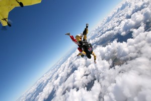 世界击剑巡回：电子判决系统的利弊分析，电子裁判是什么